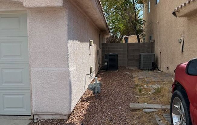 1-STORY, 3-BEDROOM SINGLE FAMILY HOME IN NW LAS VEGAS