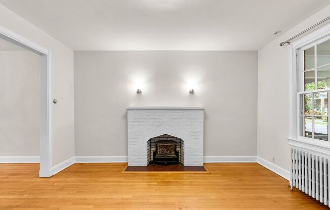 3 Bed 2 Bath - Glover Park Row Home - Finished Basement