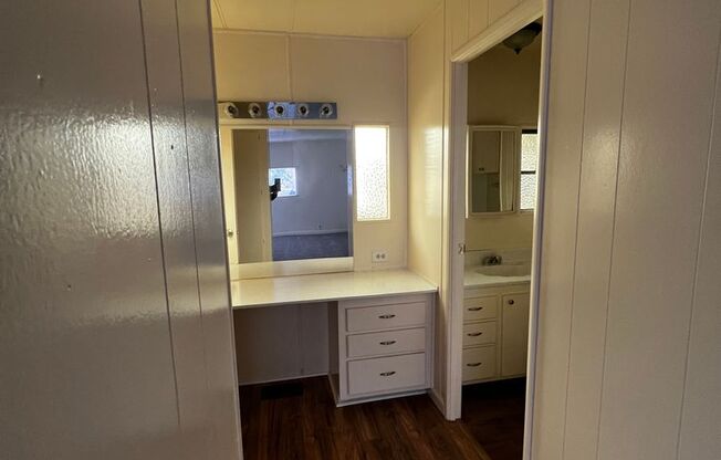 2 beds, 2 baths, 1,080 sqft, $3,695, Unit 29