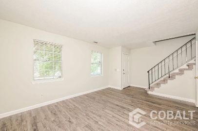 3499 CREEKVIEW PL