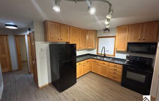 3 beds, 1 bath, $1,800