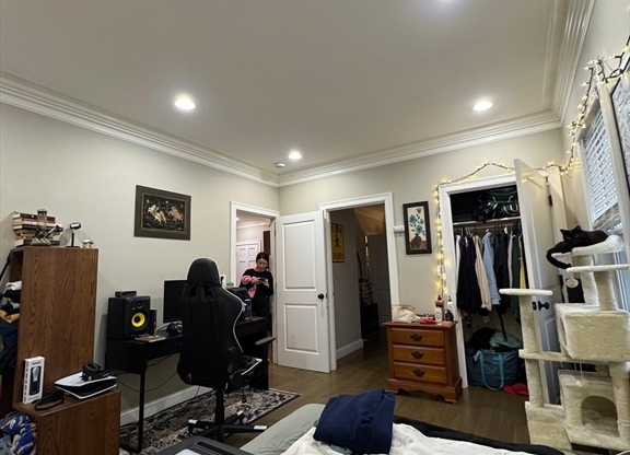 25 Hecla St.