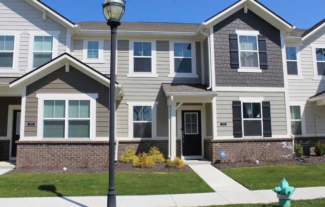 Maintenace Free Living at this 3 BR Condo in Avon Schools!