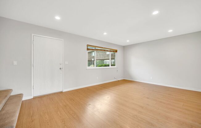 Spacious 4-Bedroom, 2.5-Bath Townhouse Close to BART & Top Schools