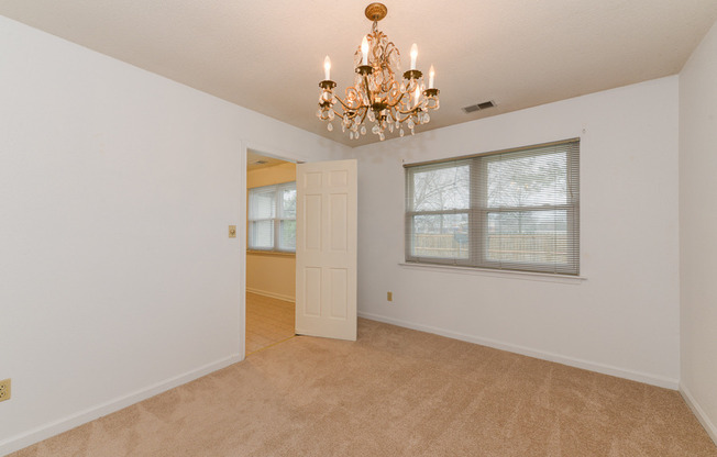 3 beds, 2.5 baths, $2,600
