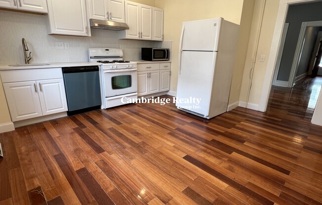 24 Rossmore St.