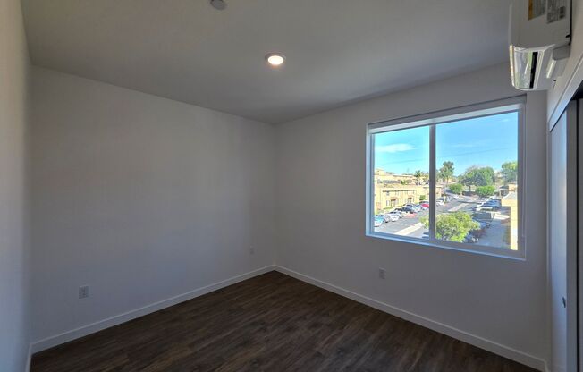 2 beds, 2 baths, 917 sqft, $3,070, Unit 2110-302