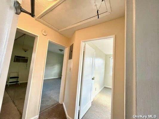 3 beds, 1 bath, 800 sqft, $2,400, Unit 2