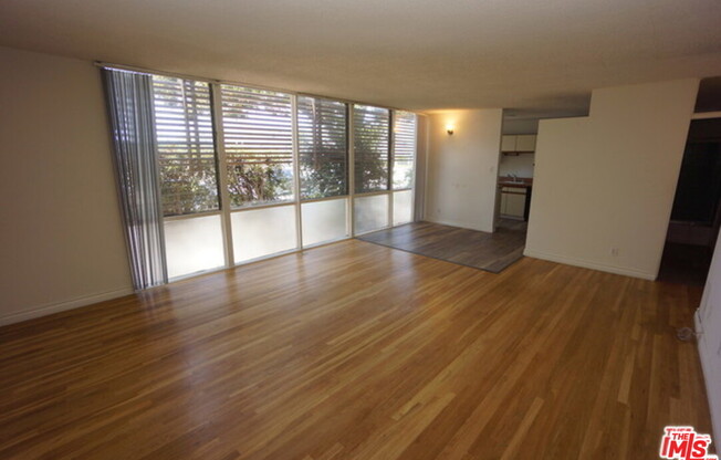 11133 Rose Ave Apt 11