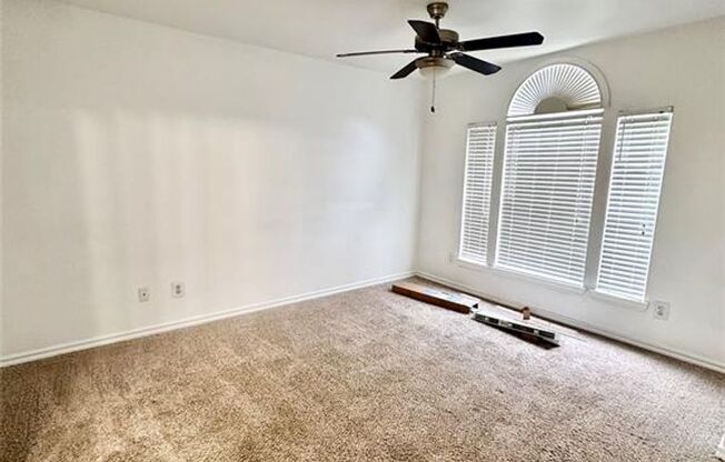 1 bed, 1 bath, $1,195, Unit Unit 424