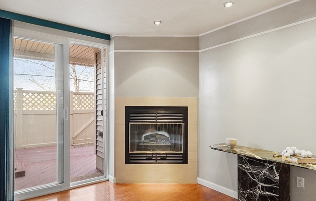 2 beds, 2 baths, 786 sqft, $2,800, Unit D108