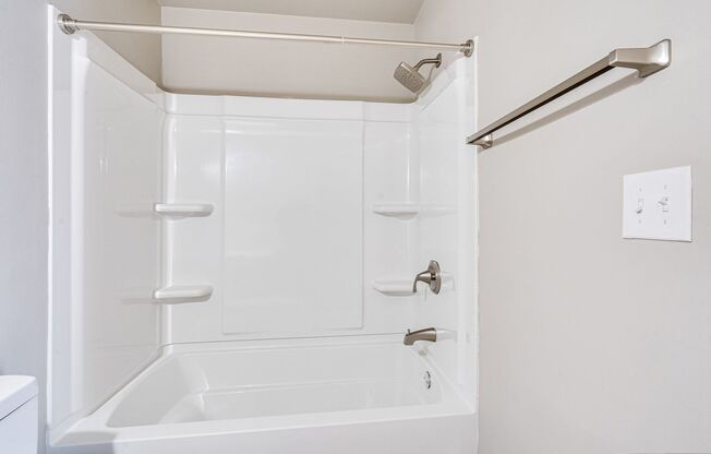 1 bed, 1 bath, 625 sqft, $999, Unit 2021-5