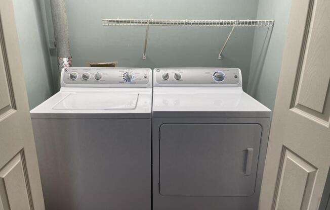 3 beds, 2 baths, 1,500 sqft, $1,575