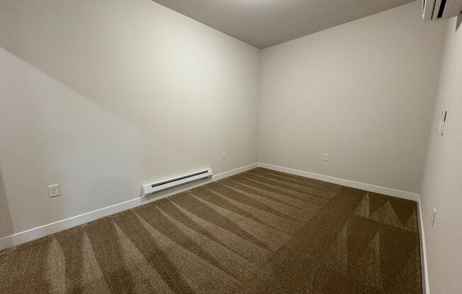 1 bed, 1 bath, 970 sqft, $1,745, Unit 5117-114