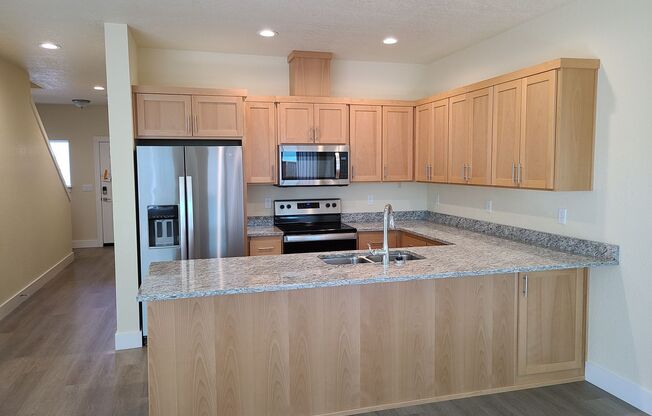 2587Justine - FH
