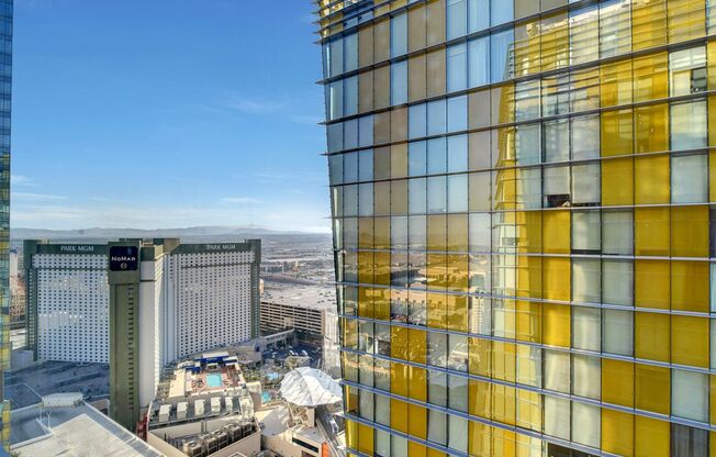 1 bed, 1 bath, $2,650