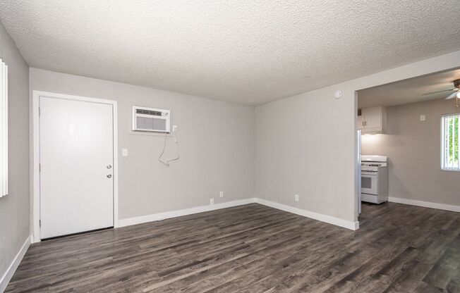 1 bed, 1 bath, 519 sqft, $1,250, Unit 37-C