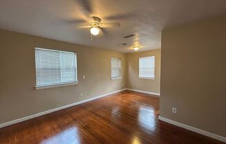 3 beds, 1 bath, $1,450