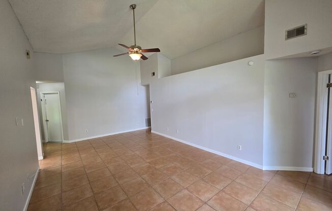129 EDGEWATER CIR