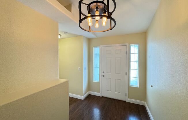 5417 Redview Ct / Beautiful & Cozy 3 Bed, 2 Bath Home (Non HOA!).