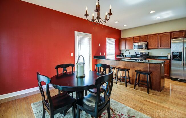 3 beds, 2.5 baths, 1,435 sqft, $2,130, Unit 3208