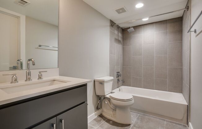 1 bed, 1 bath, 682 sqft, $1,444, Unit 112