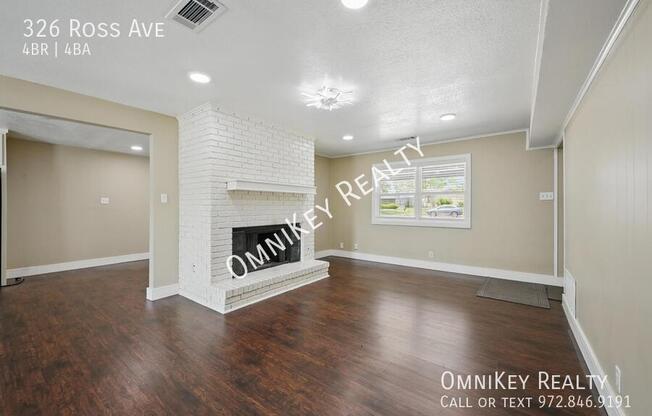 326 ROSS AVE