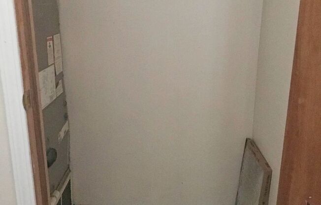 Studio, 1 bath, 375 sqft, $765, Unit 504