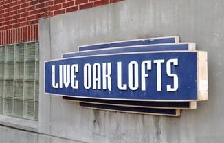 2502 Live Oak St
