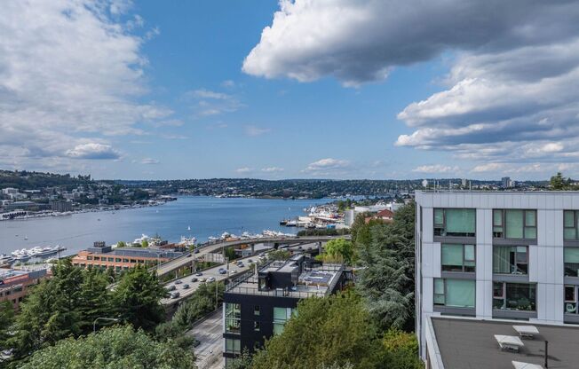Studio, 1 bath, 357 sqft, $1,525, Unit 315