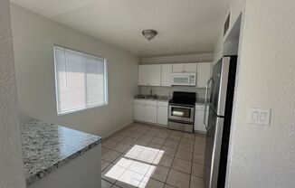 2 beds, 1 bath, $1,250, Unit 3221-03