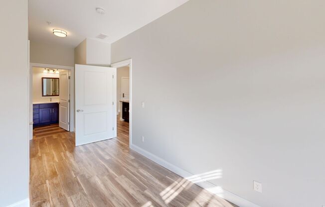 2 beds, 2 baths, 1,042 sqft, $3,055, Unit 4308