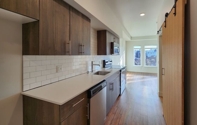 1 bed, 1 bath, 545 sqft, $2,225, Unit 604