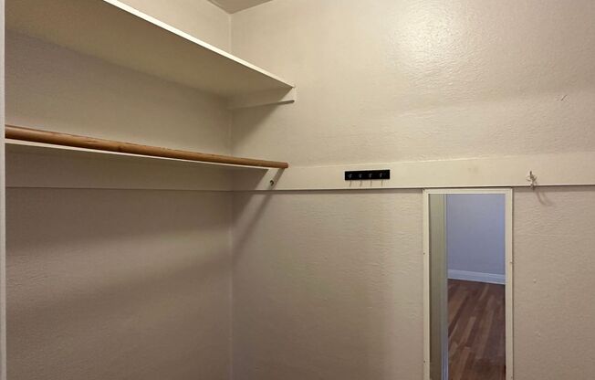 Studio, 1 bath, 522 sqft, $1,195, Unit 63