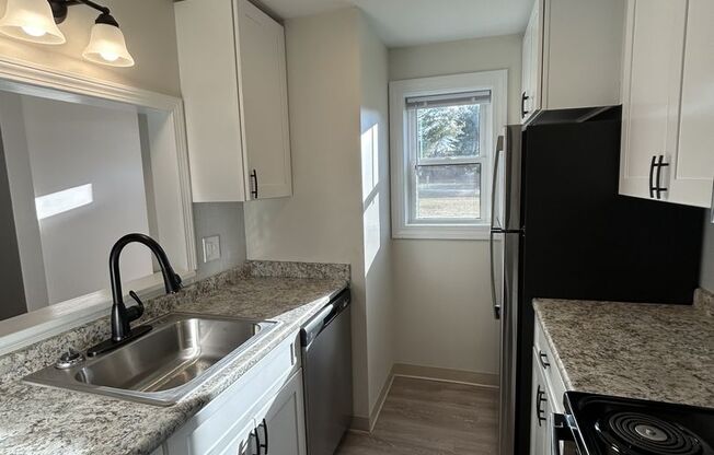 Renovated 1 Bedroom Apartment in Rochester, NH!