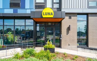 Luna Apartments