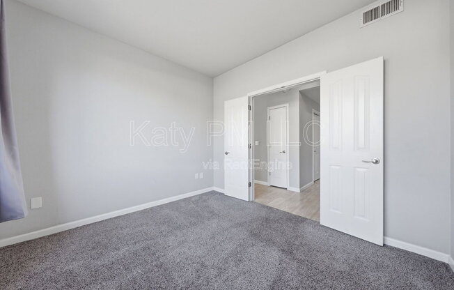 2 beds, 1 bath, 855 sqft, $1,500, Unit Apt 1053