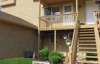 Great 3 Bedroom Condo the Briargate Area