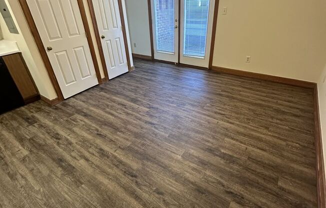 1 Bedroom 1 Bathroom Condo!