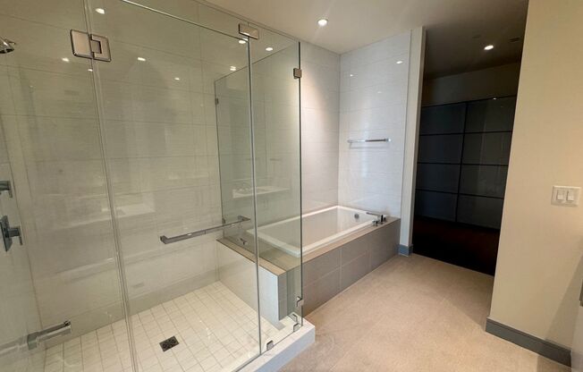2 beds, 2 baths, 1,455 sqft, $4,000, Unit 1103