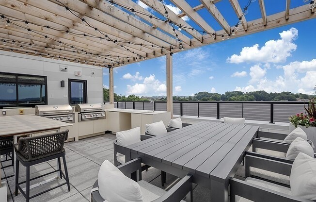 1 bed, 1 bath, 675 sqft, $3,400, Unit 513