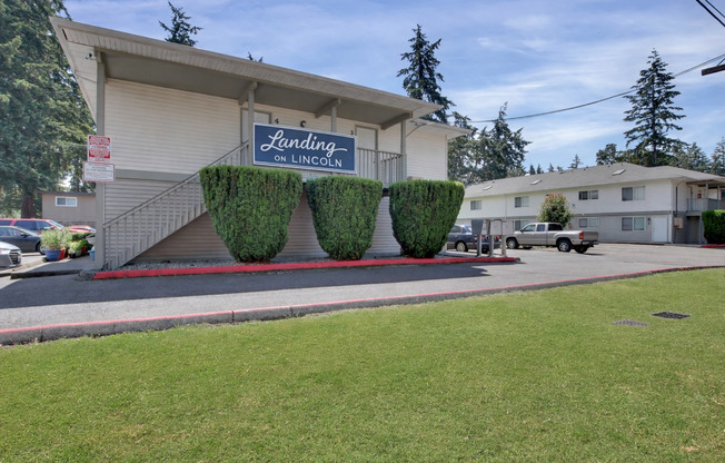 1 bed, 1 bath, 550 sqft, $1,150, Unit B2