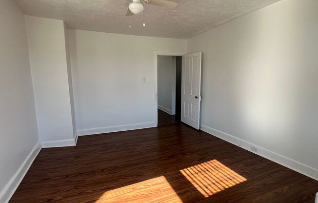 3 beds, 1 bath, $1,895