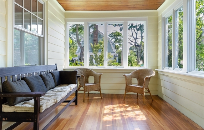 29 Devereaux  Street