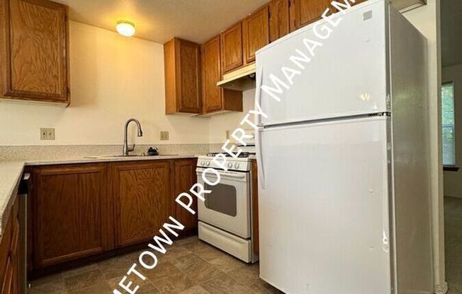 1228 CORA ST SE