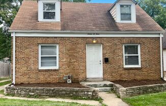 3 beds, 1 bath, $1,250