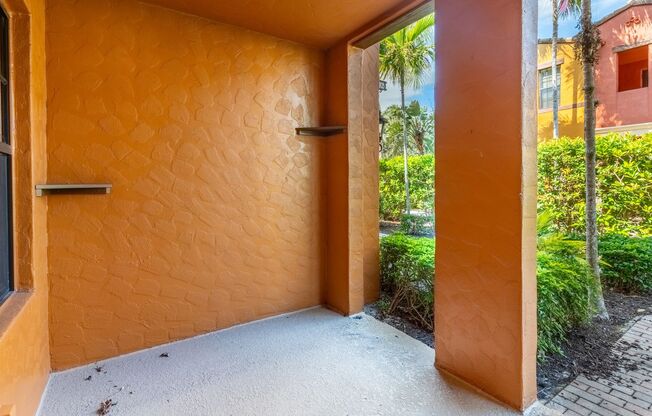 OLE' AT LELY RESORT-OLE/2 BEDROOM 2 BATH - AVAILABLE NOW!