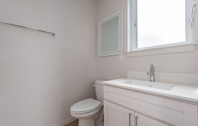 Studio, 1 bath, 474 sqft, $1,395, Unit 204