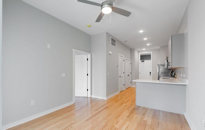 2416 Jefferson Ave