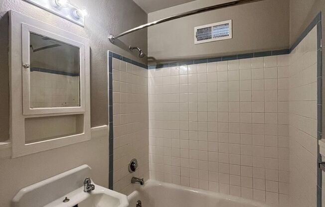 Studio, 1 bath, $1,495